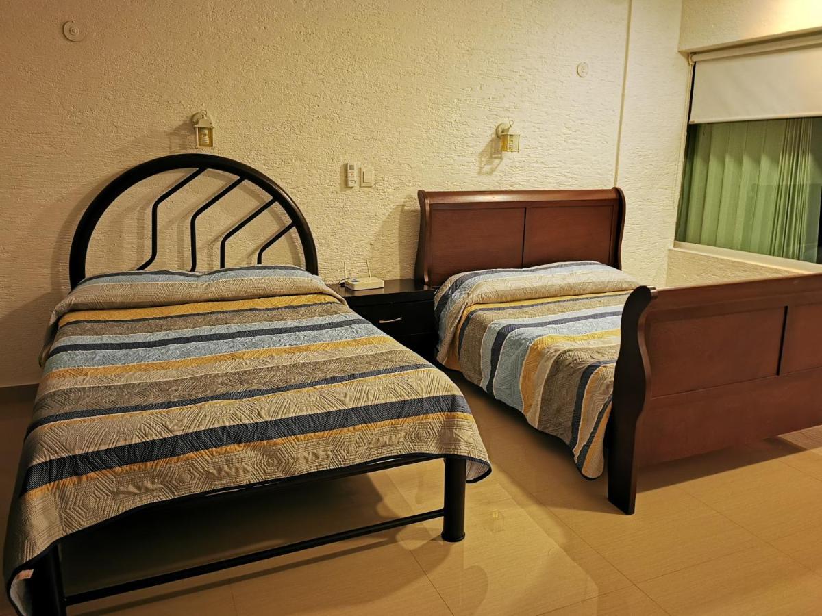 Suites Brisas Канкун Экстерьер фото