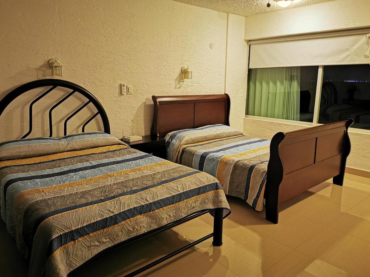 Suites Brisas Канкун Экстерьер фото