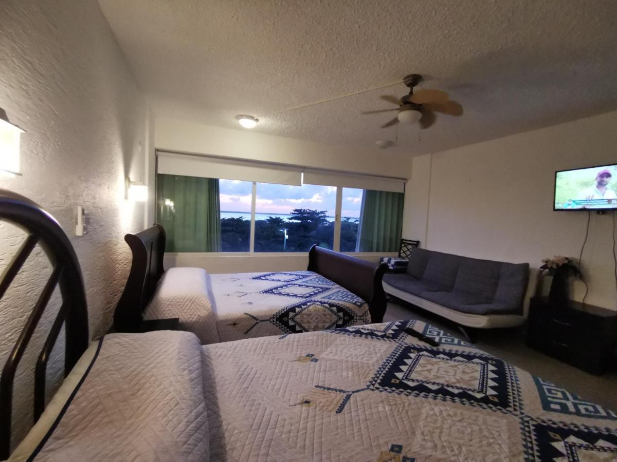 Suites Brisas Канкун Экстерьер фото