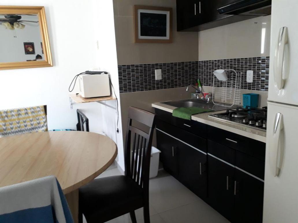 Suites Brisas Канкун Экстерьер фото
