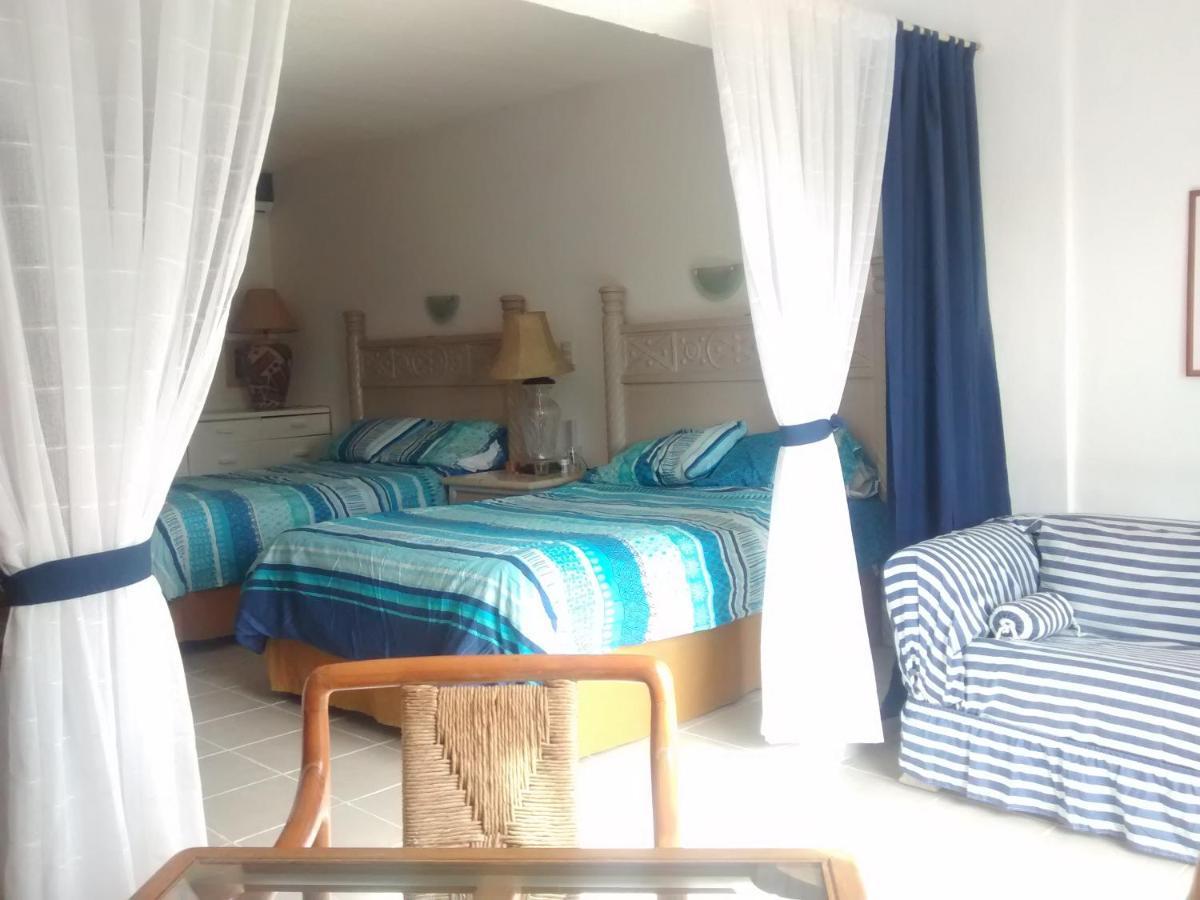 Suites Brisas Канкун Экстерьер фото